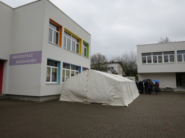 Spatenstich Multifunktionsfeld (30.01.16)