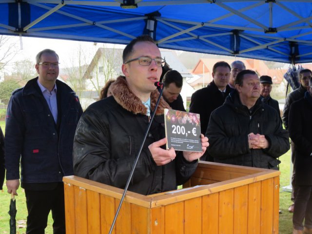 Spatenstich Multifunktionsfeld (30.01.16)