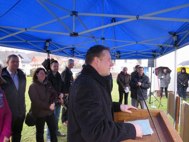 Spatenstich Multifunktionsfeld (30.01.16)