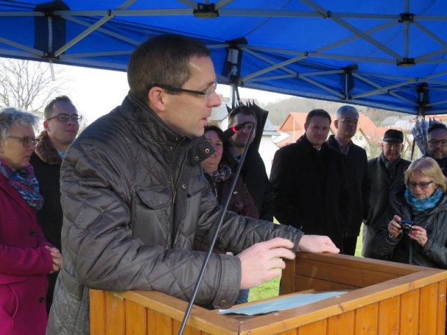 Spatenstich Multifunktionsfeld (30.01.16)