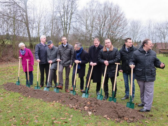 Spatenstich Multifunktionsfeld (30.01.16)