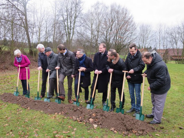 Spatenstich Multifunktionsfeld (30.01.16)