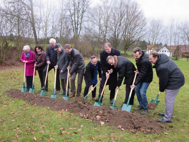 Spatenstich Multifunktionsfeld (30.01.16)