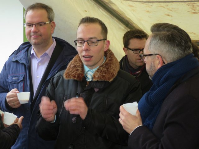 Spatenstich Multifunktionsfeld (30.01.16)